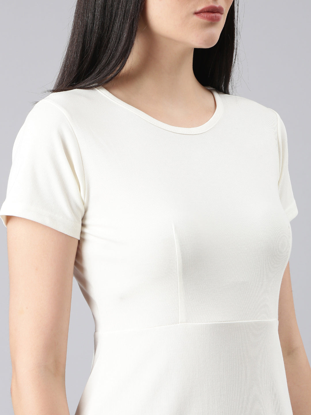 Women's White Round Neck Sheath Dress