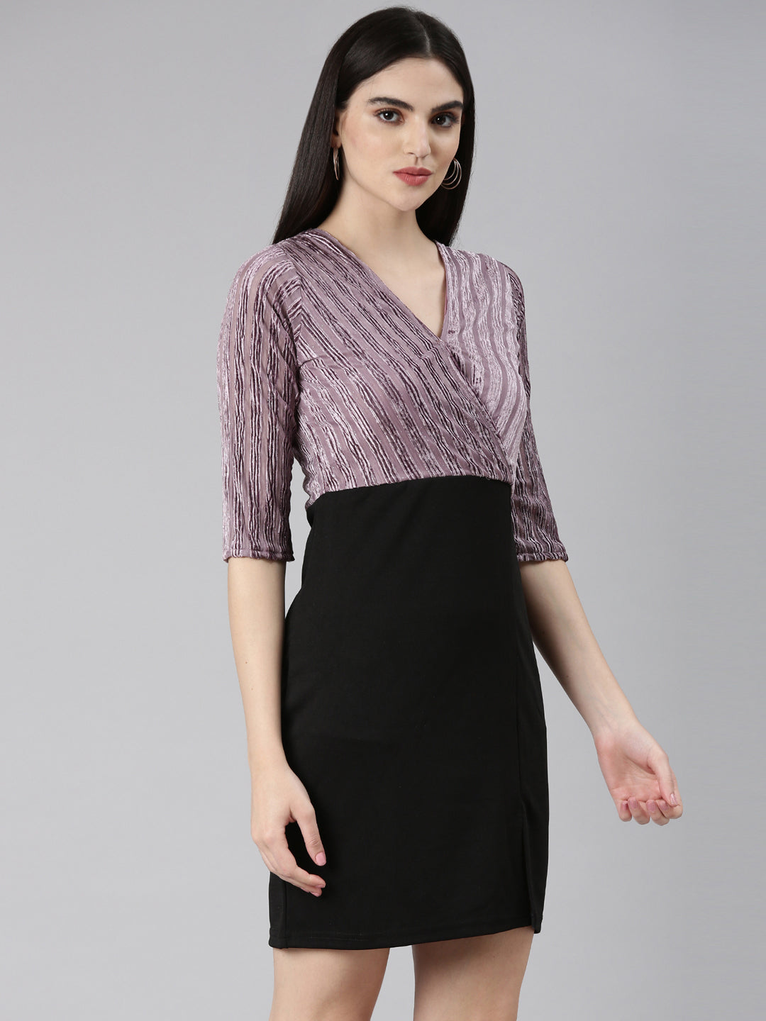 Women's Mauve Striped Velvet Sheath Dress