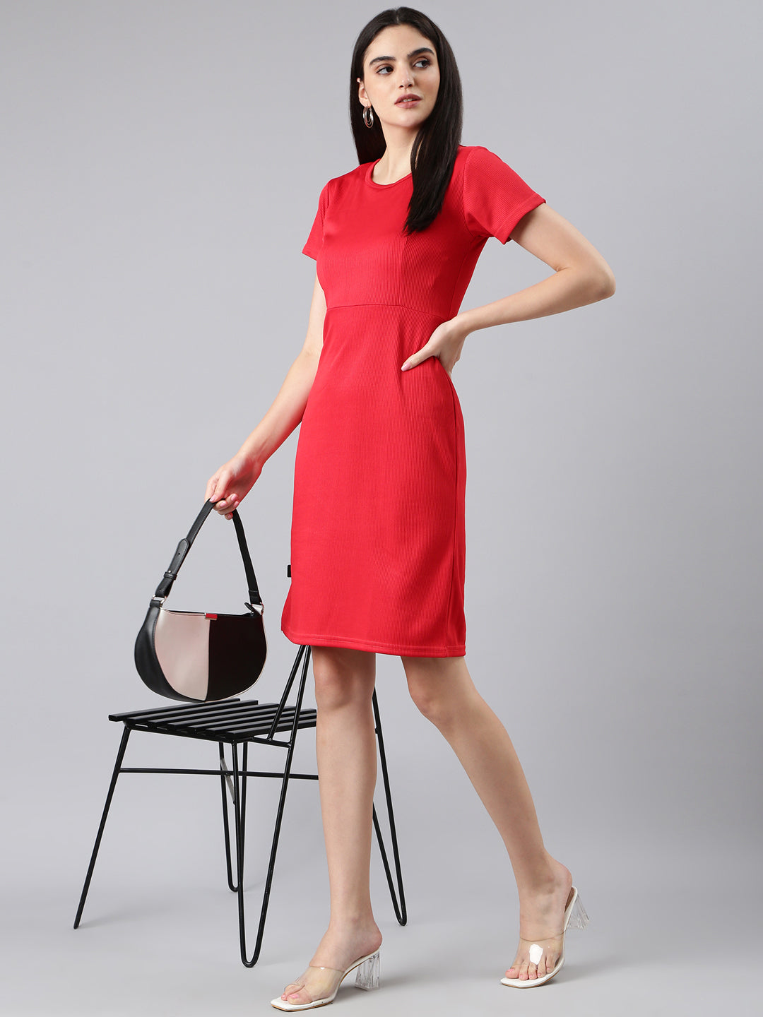 Women's Red Round Neck Sheath Dress