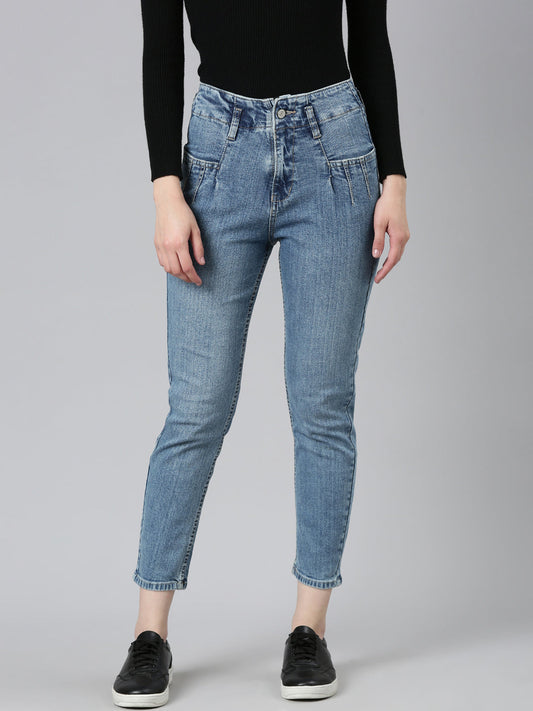 Women's Blue High-Rise Mom Fit Light Fade Medium Shade Denim Jeans