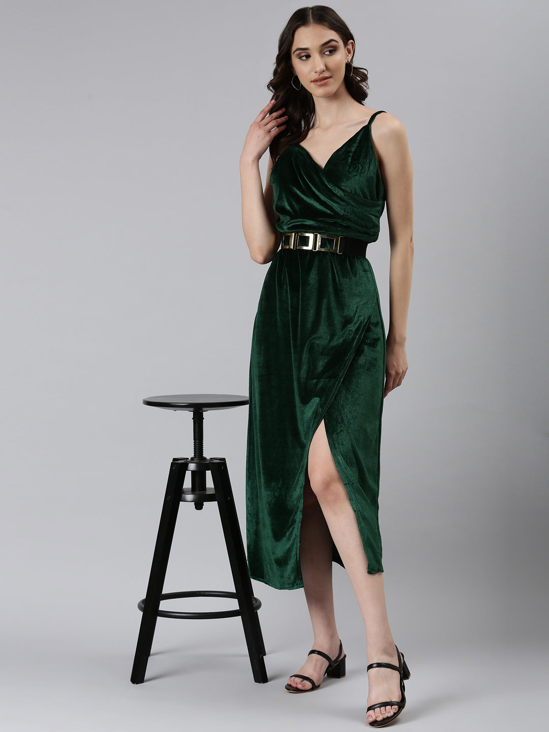 Women's Green Shoulder Straps Slit Velvet A-Line Midi Dress
