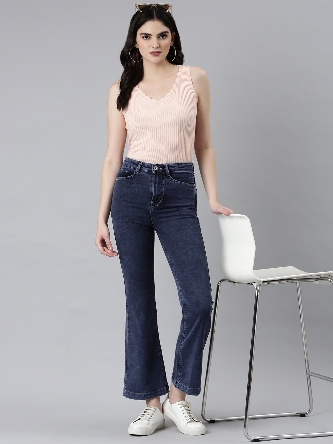 Women's Navy Blue Mid Rise Flared Clean Look Denim Jeans