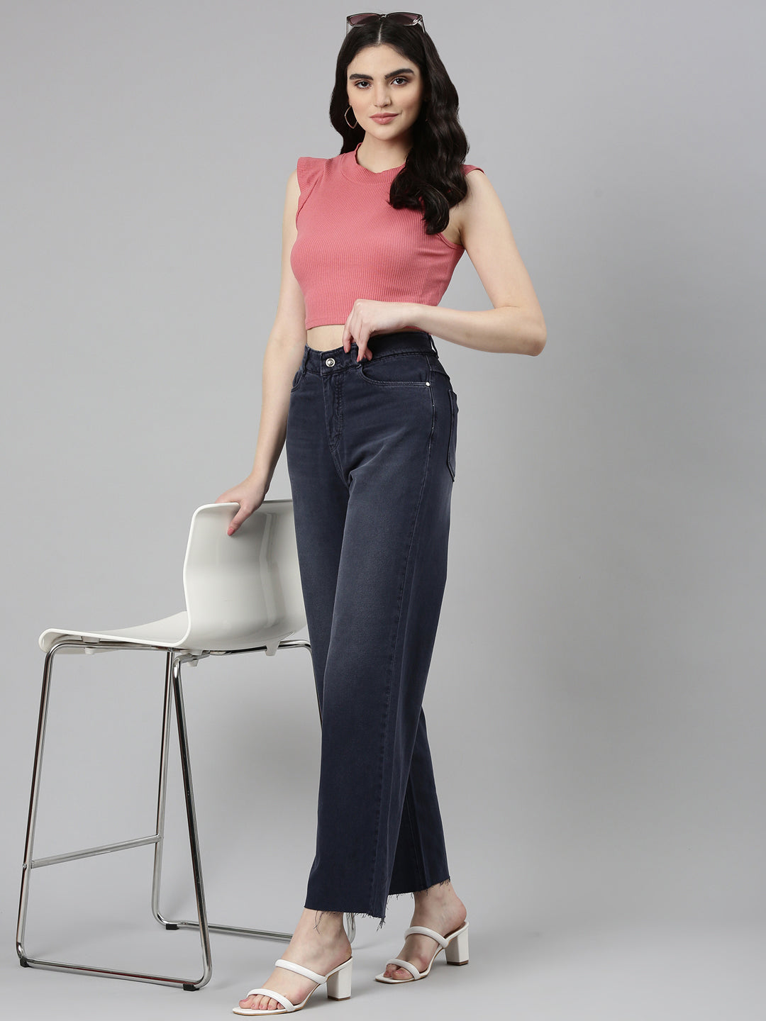 Women's Navy Blue Mid-Rise Light Fade Whiskers & Chevrons Denim Jeans