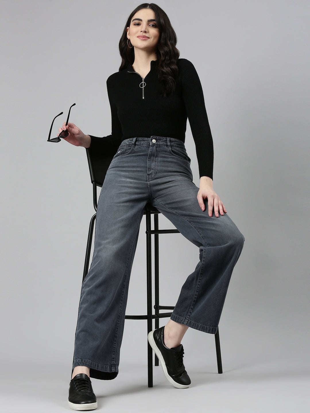 Women's Grey Wide Leg Low Distress Light Fade Denim Jeans