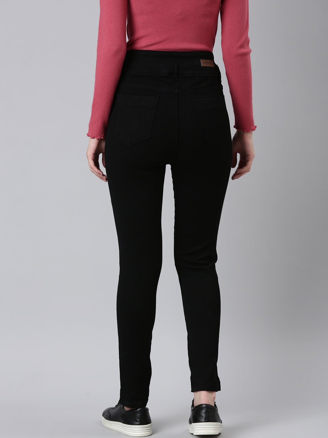 Women's Black Solid Skinny Fit Denim Jeans